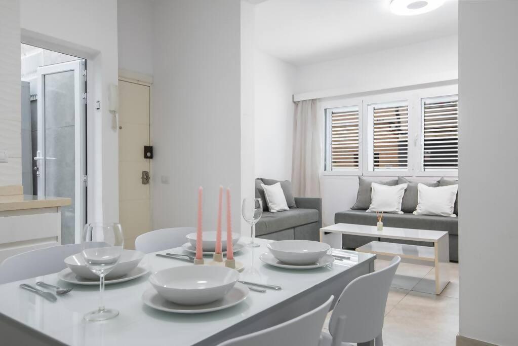 Alma Home ,6 Paxs ,Wifi , Playa Canteras, Ocio Лас Палмас де Гран Канария Екстериор снимка